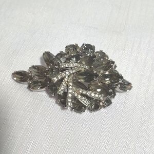 Weiss Vintage Brooch